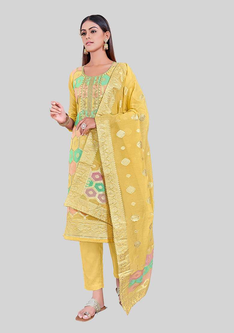 Yellow Embroidered Chanderi Silk Kurta Set - Indya