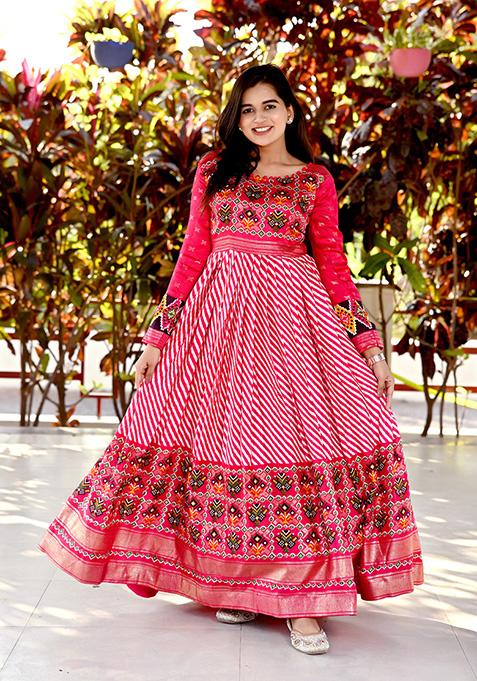 Pink Patola Foil Print Pashmina Silk Kurta Set