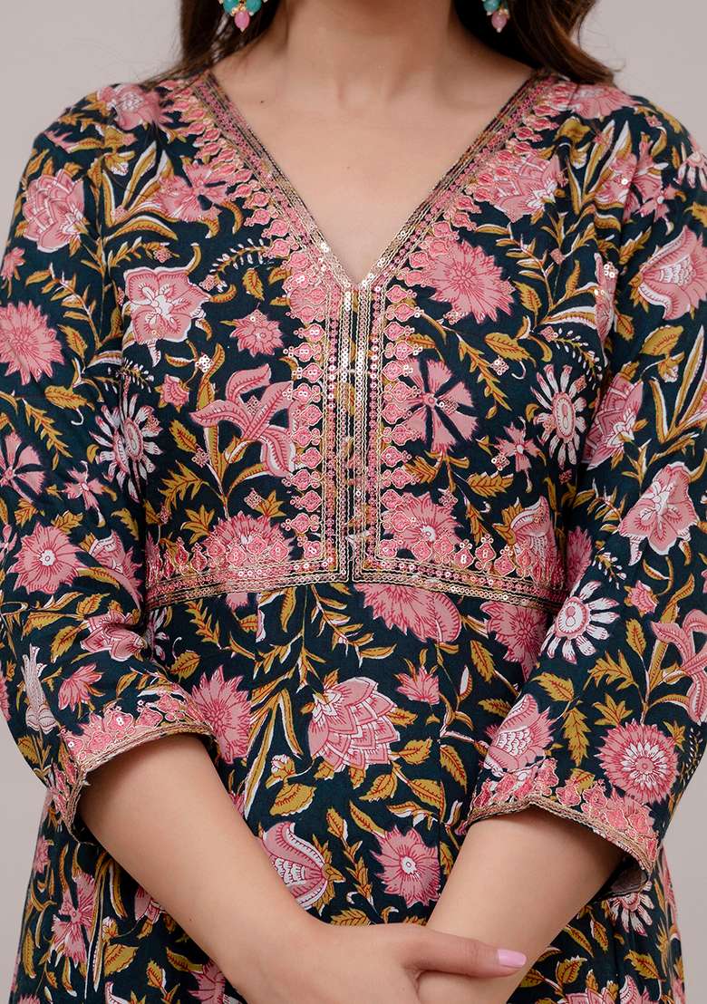 Green Digital Print Embroidered Rayon Cotton Kurta Set - Indya