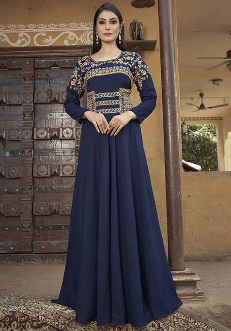 Blue Thread Embroidered Muslin Kurta Set