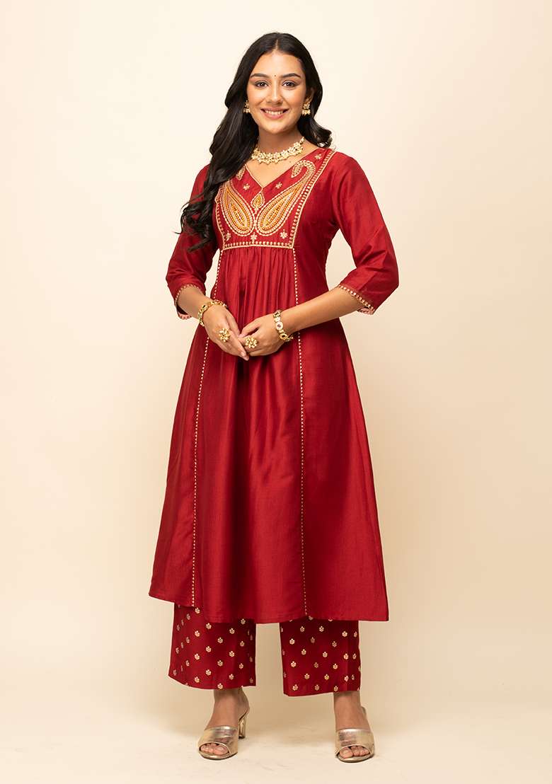 Red Solid Silk Blend Kurta Set - Indya