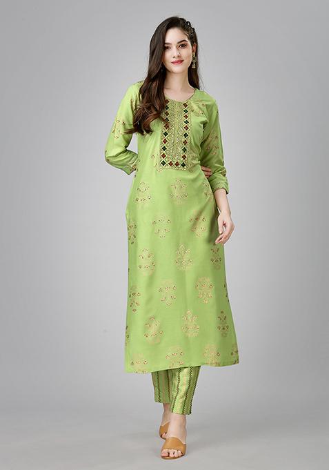 Green Resham Embroidered Rayon Kurta Set