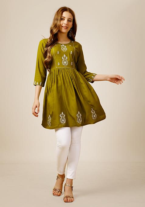 Green Resham Embroidered Rayon Kurta