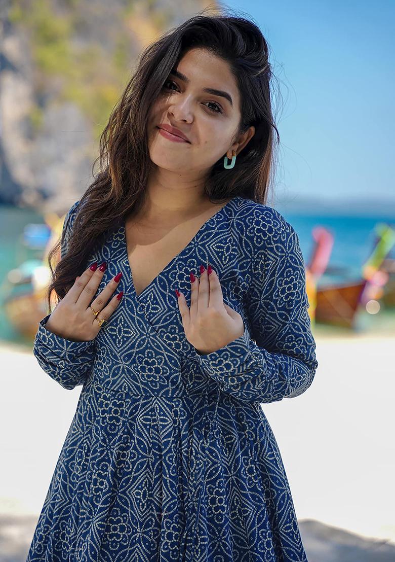 Blue Abstract Print Art Silk Kurta Set