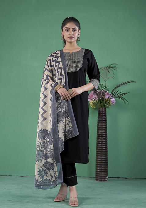 Black Abstract Print Art Silk Kurta Set