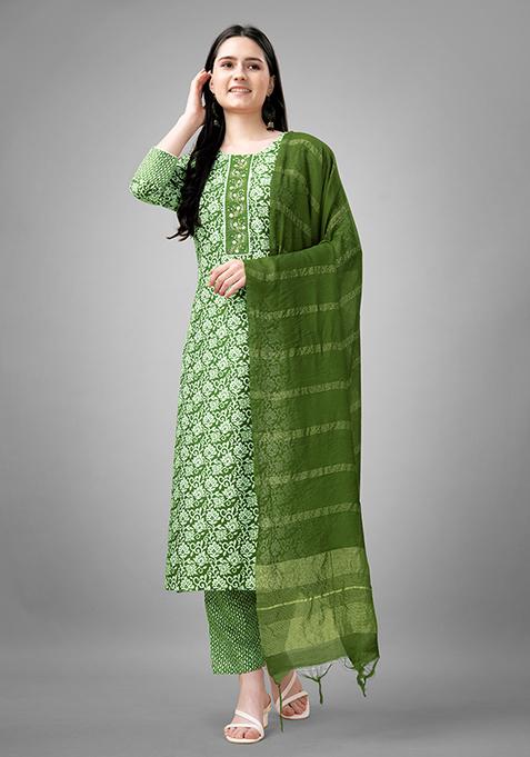 Green Resham Embroidered Rayon Kurta Set