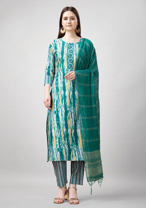 Green Abstract Print Rayon Kurta Set