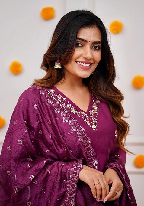 Wine Zari Embroidered Chanderi Kurta Set