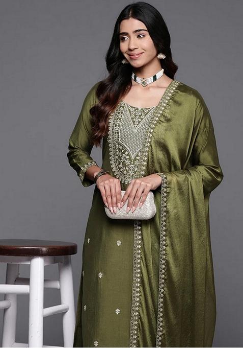Green Embroidered Viscose Kurta Set