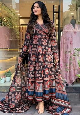 Black Embroidered Cotton Kurta Set