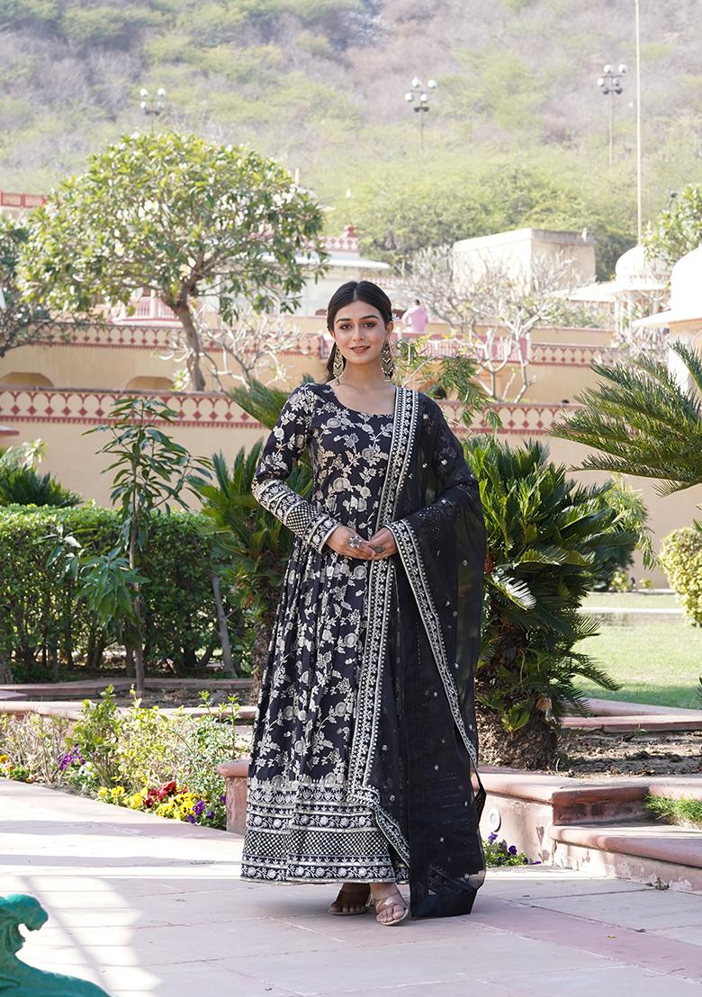 Black Woven Viscose Kurta Set