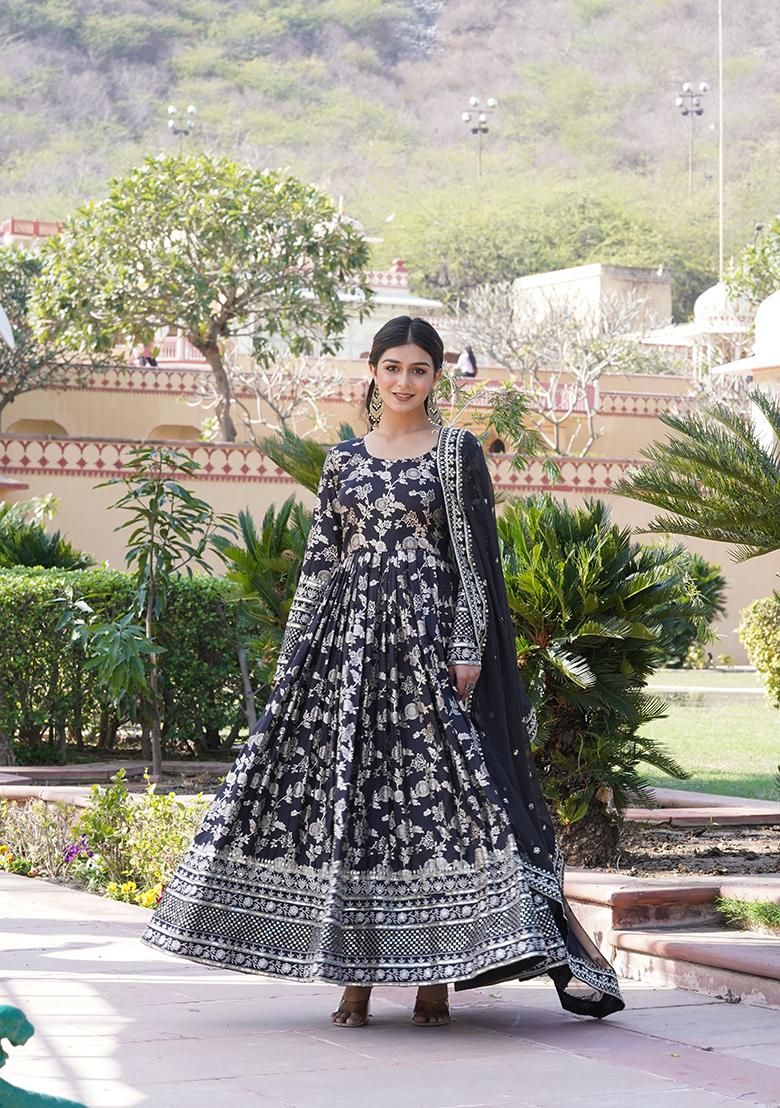 Black Woven Viscose Kurta Set