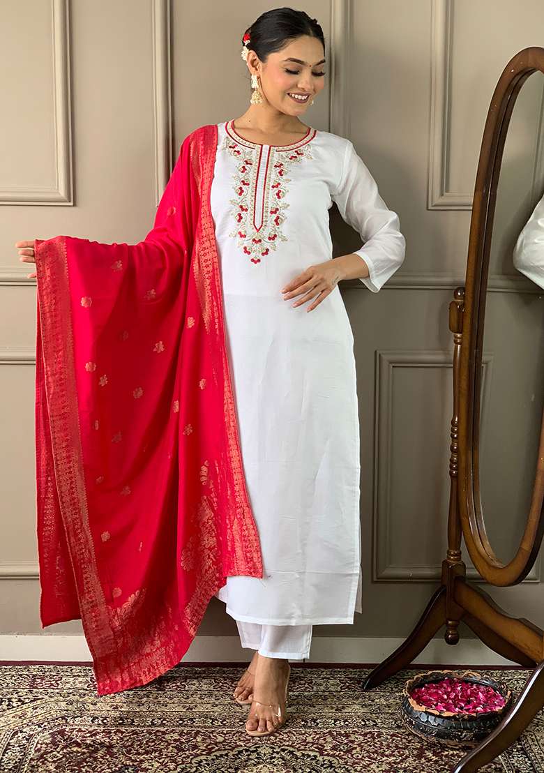 Off White Embroidered Viscose Chanderi Kurta Set - Indya