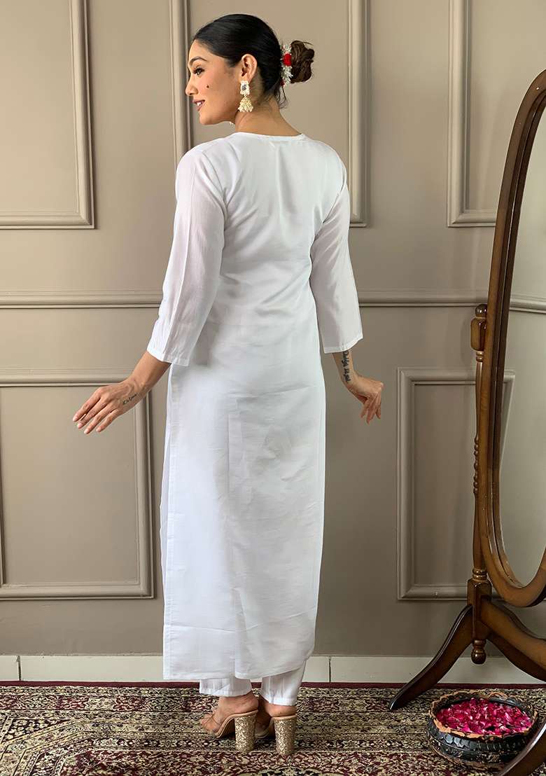 Off White Embroidered Viscose Chanderi Kurta Set - Indya
