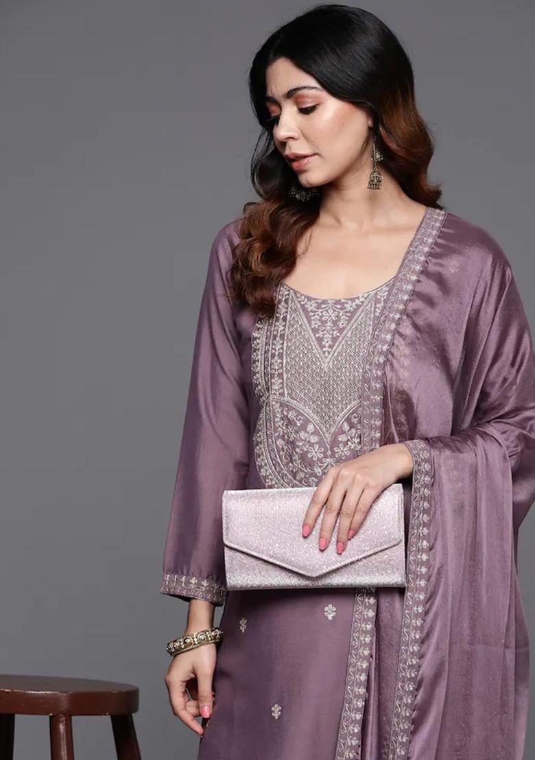 Onion Pink Embroidered Viscose Chanderi Kurta Set