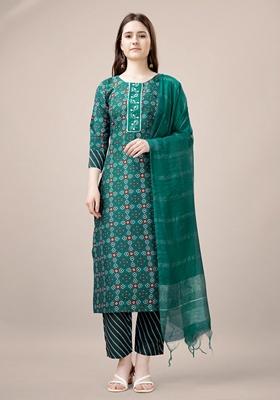 Rama Green Embroidered Rayon Kurta Set