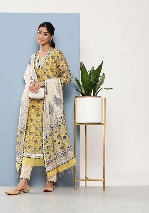 Yellow Printed Pure Chanderi Kurta Set
