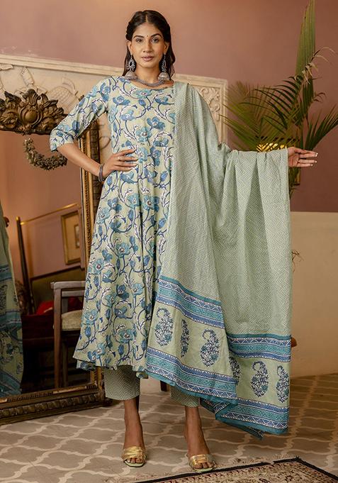 Green Floral Print Pure Cotton Kurta Set