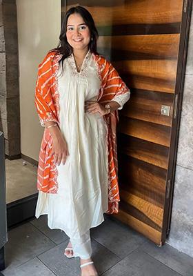 White Embroidered Chanderi Viscose Kurta Set