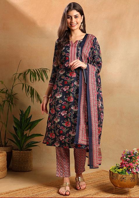 Navy Blue Printed Cotton Blend Kurta Set