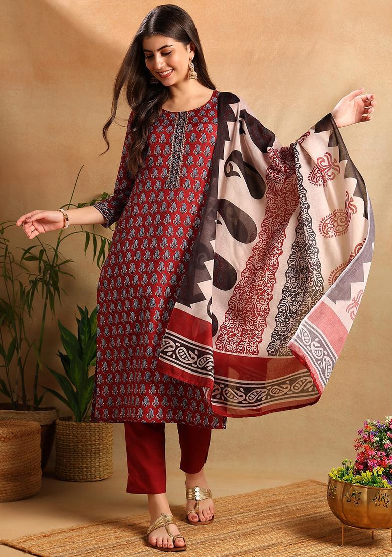 Maroon Printed Cotton Blend Kurta Set