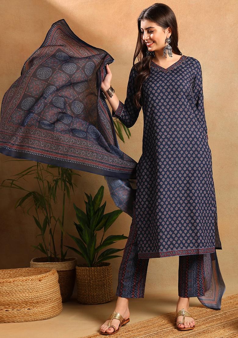 Navy Blue Printed Cotton Blend Kurta Set