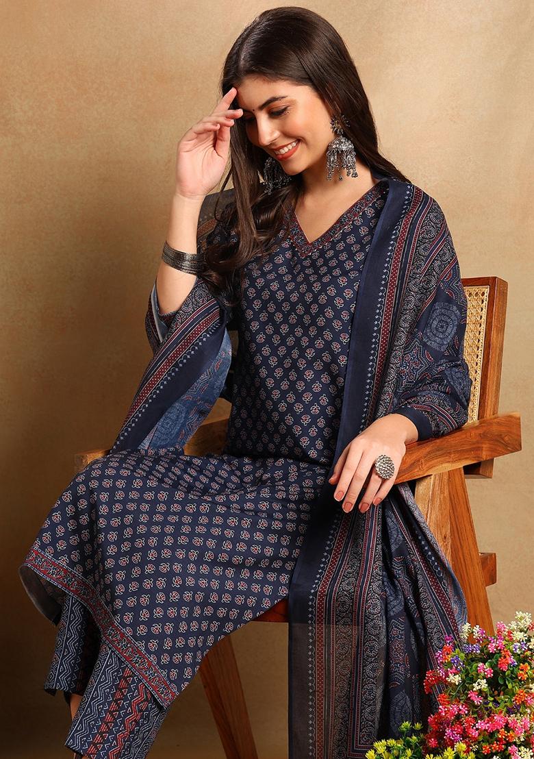Navy Blue Printed Cotton Blend Kurta Set