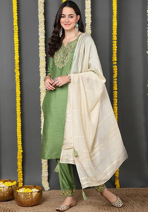 Green Embroidered Silk Blend Kurta Set