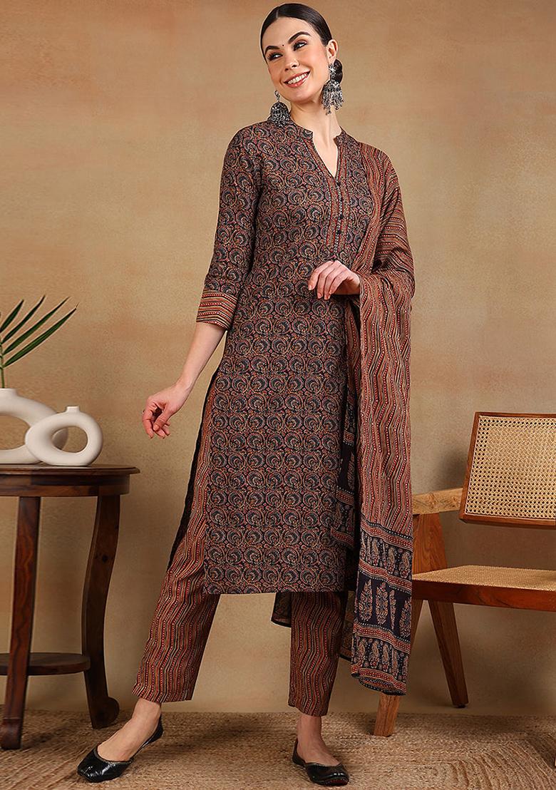 Navy Blue Printed Cotton Blend Kurta Set