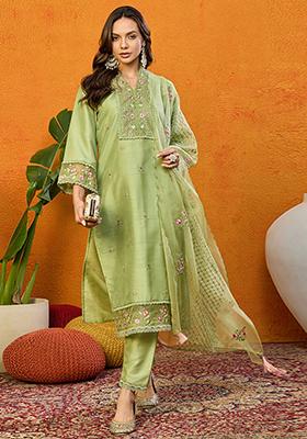 Green Embroidered Silk Blend Kurta Set