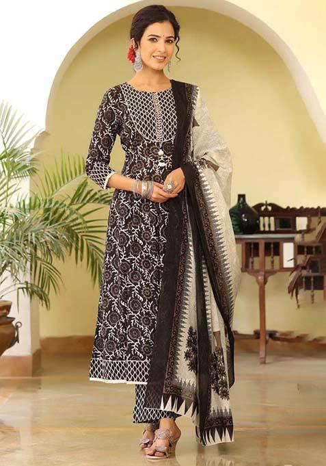 Black Sequin Embroidered Rayon Blend Kurta Set