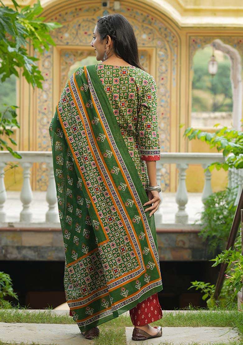 Green Printed Cotton Straight Kurta Set - Indya