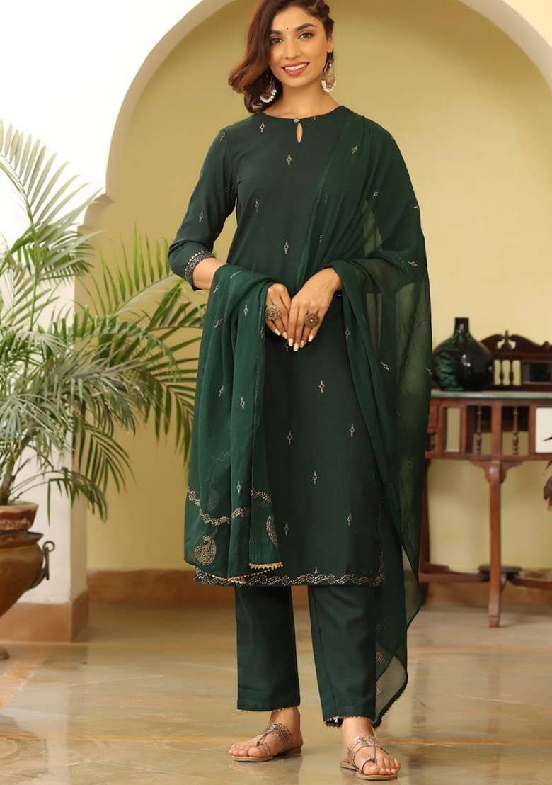 Green Embroidered Silk Blend Straight Kurta Set - Indya