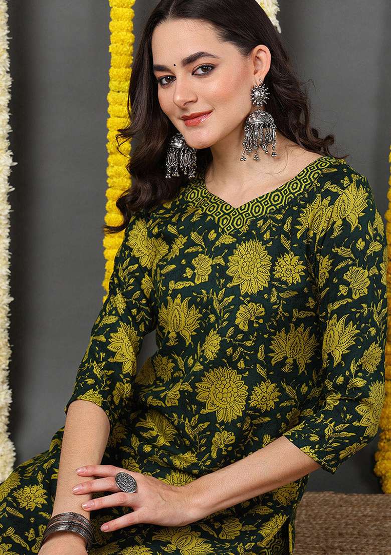 Green Floral Print Blended Straight Kurta Set - Indya