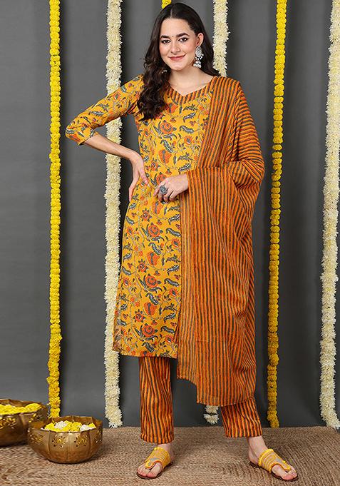 Yellow Printed Rayon Blend Kurta Set