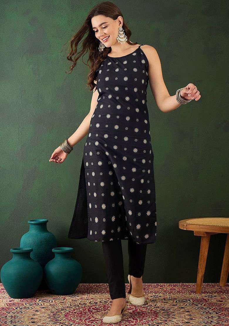 Black Embroidered Blended Kurta - Indya