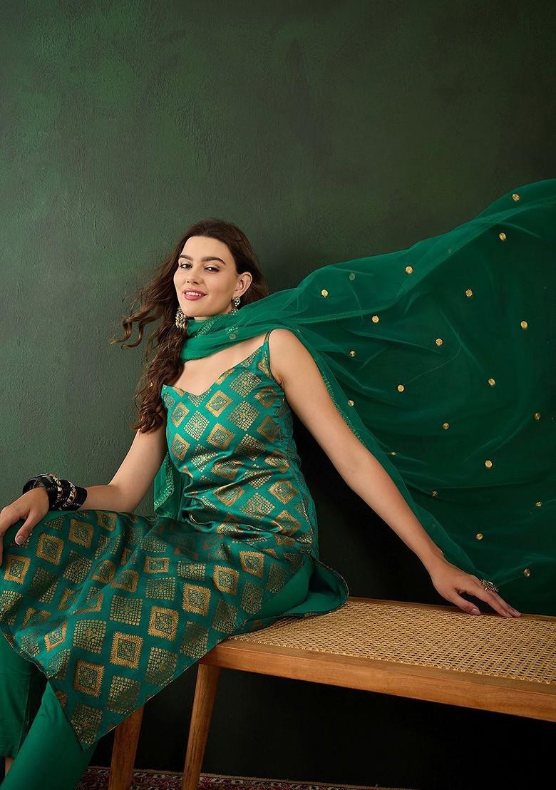Green Geometric Kurta With Trousers And Dupatta