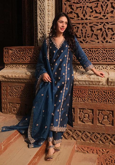 Blue Embroidered Viscose Silk Kurta Set