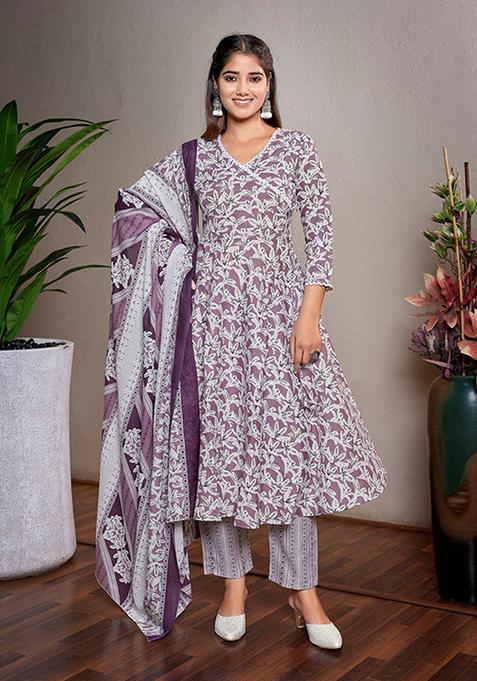 Purple And White Printed Cotton Blend Kurta Set