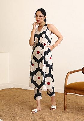 Black And White Printed Cotton Blend Kurta Set