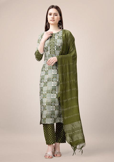 Mehendi Embroidered Rayon Kurta Set