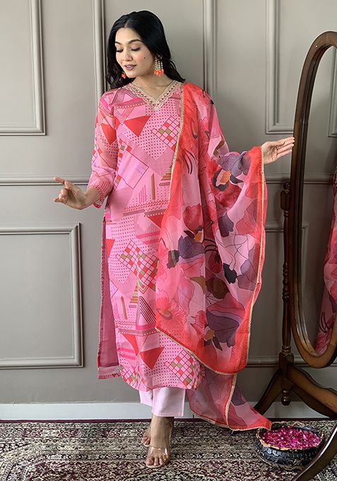 Pink Embroidered Chanderi Viscose Kurta Set