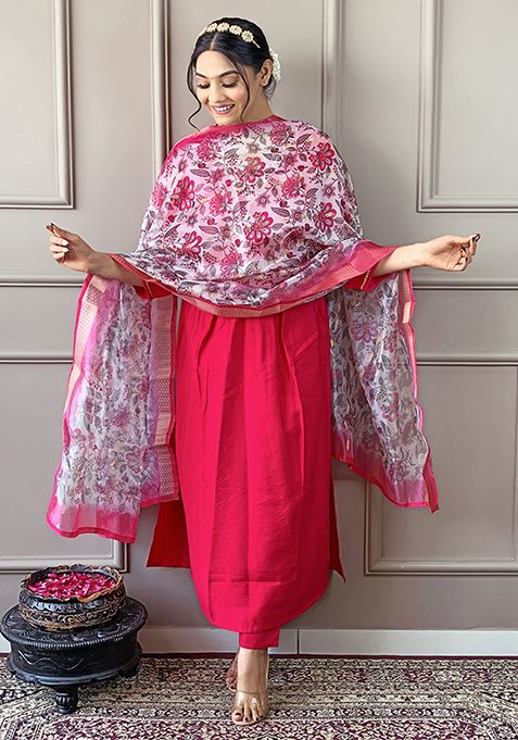 Red Embroidered Chanderi Viscose Kurta Set