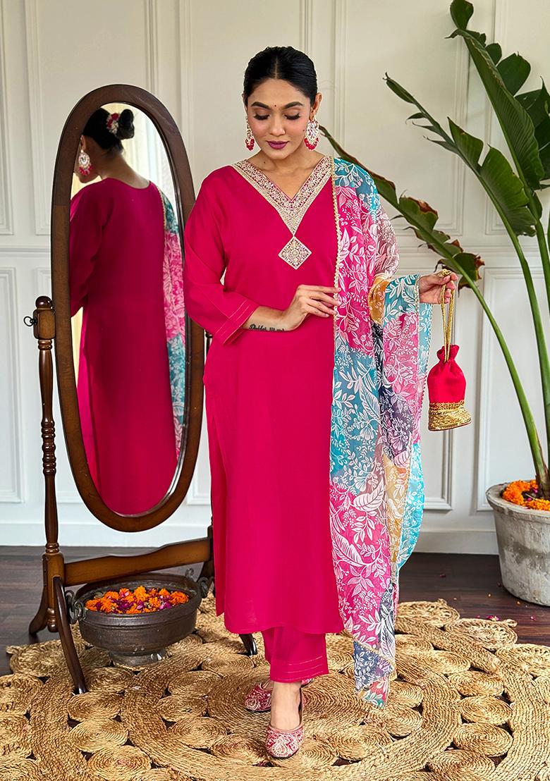 Red Embroidered Chanderi Silk Kurta Set