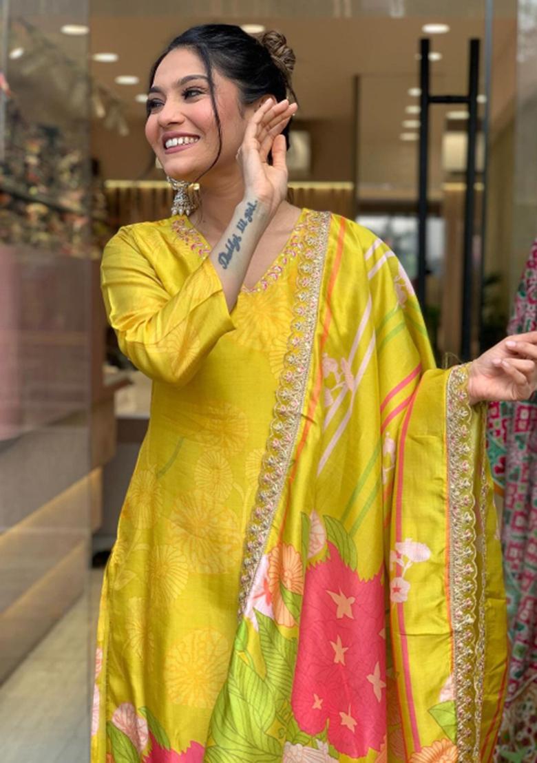 Yellow Embroidered Chanderi Silk Kurta Set