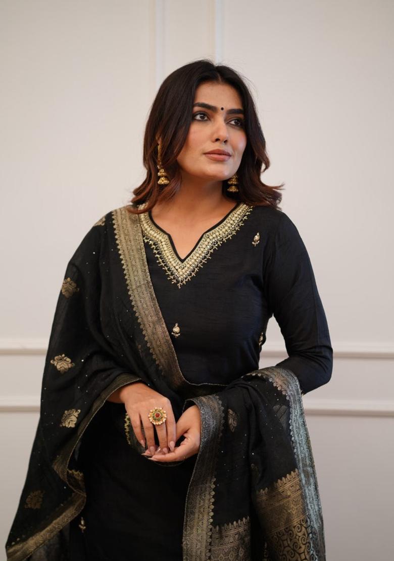 Black Embroidered Viscose Chanderi Kurta Set