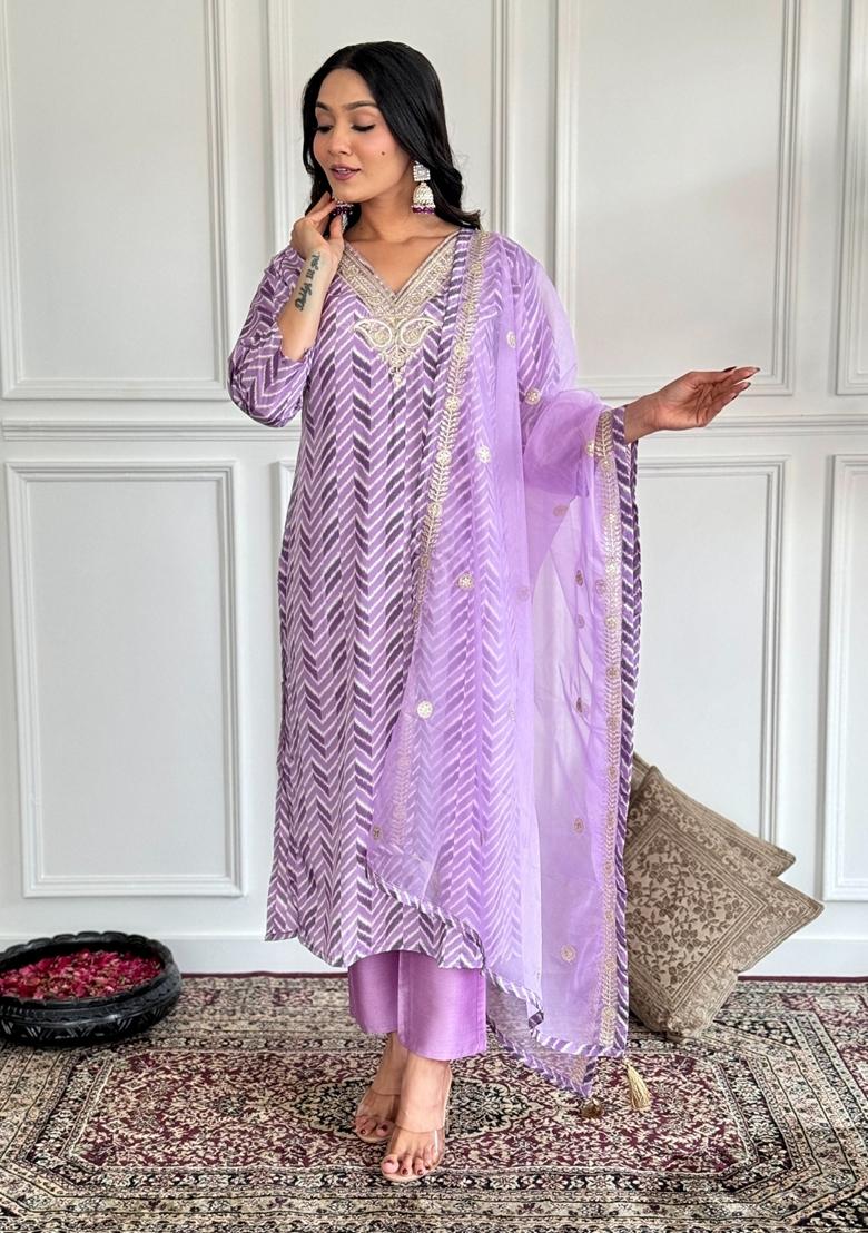 Lavender Embroidered Crepe Kurta Set