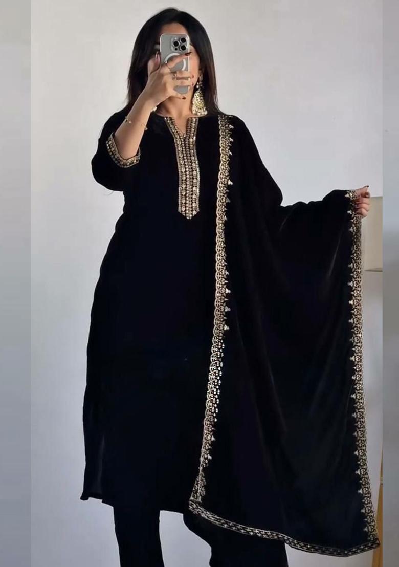 Black Sequins Embroidered velvet Kurta Set