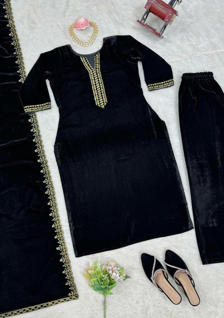 Black Sequins Embroidered velvet Kurta Set