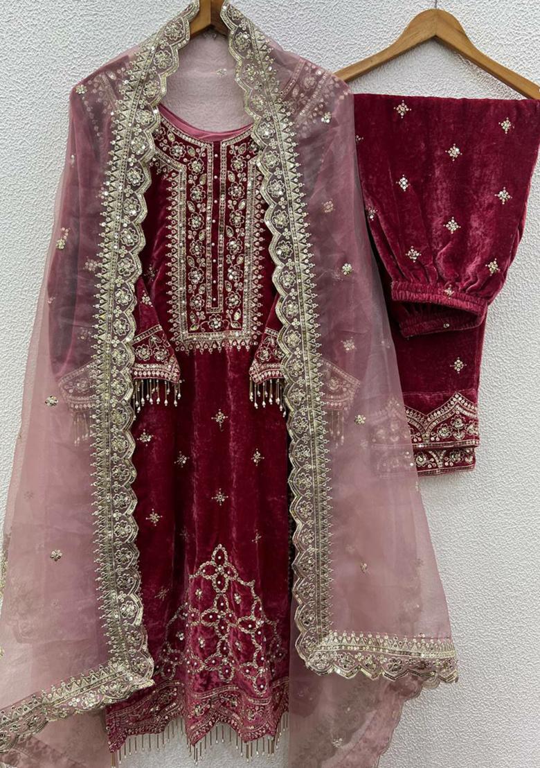 Pink Embroidered velvet Kurta Set